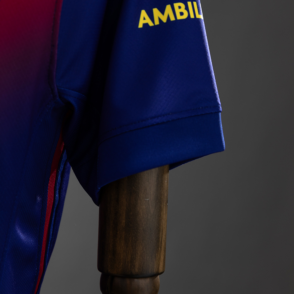 Barcelona 25/26 Home Jersey – Vintage Replica Football Soccer Shirt – Size S–4XL