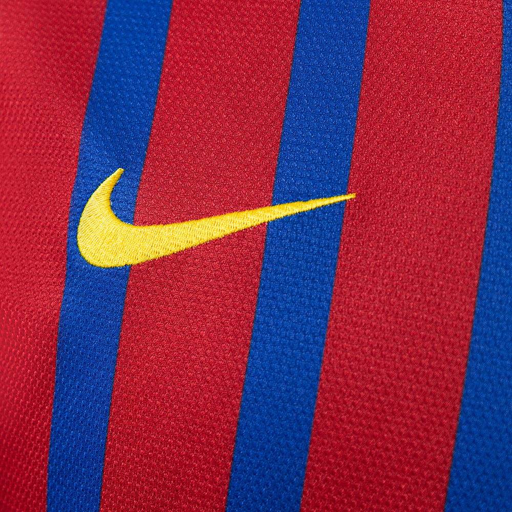 Barcelona 2011/12 Home Retro Jersey – Vintage Replica Football Soccer Shirt – Size S–4XL