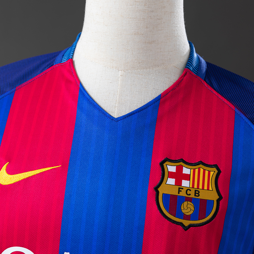 Barcelona 2016/17 Home Retro Jersey – Vintage Replica Football Soccer Shirt – Size S–XXL