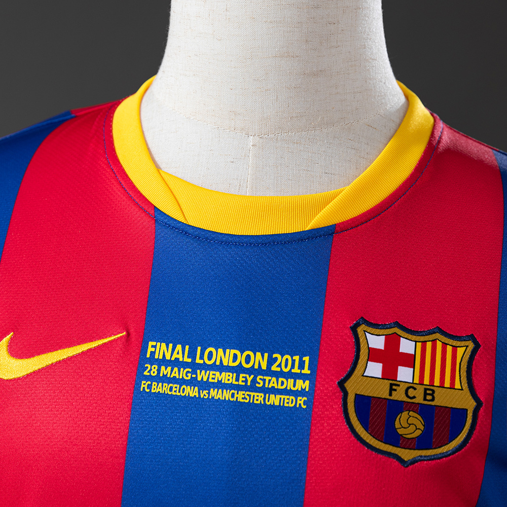 Barcelona 2010/11 Home Long Sleeve Retro Jersey – Vintage Replica Football Soccer Shirt – Size S–XXL