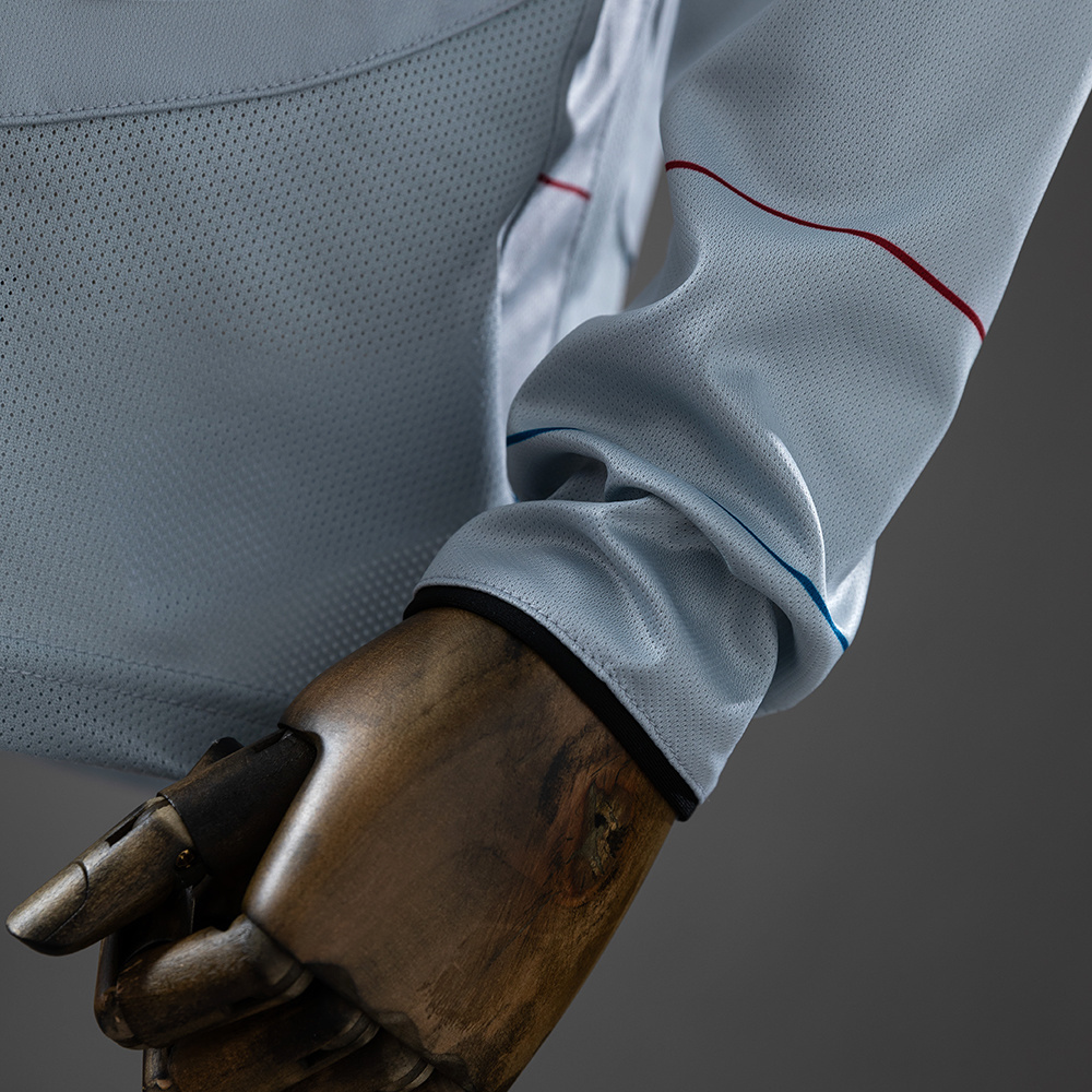 Barcelona 2003/04 Away Retro Long Sleeve Jersey – Vintage Replica Football Soccer Shirt – Size S–XXL