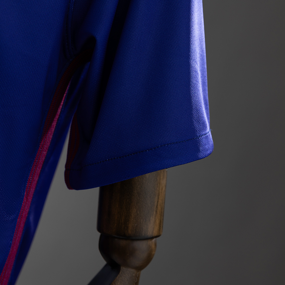 Barcelona 2017/18 Home Retro Jersey – Vintage Replica Football Soccer Shirt – Size S–XXL