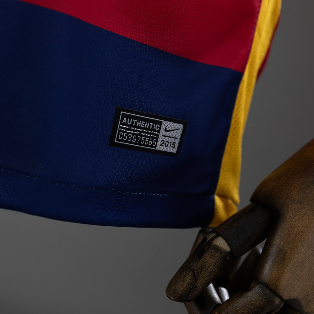 Barcelona 2015/16 Home Retro Jersey – Vintage Replica Football Soccer Shirt – Size S–XXL