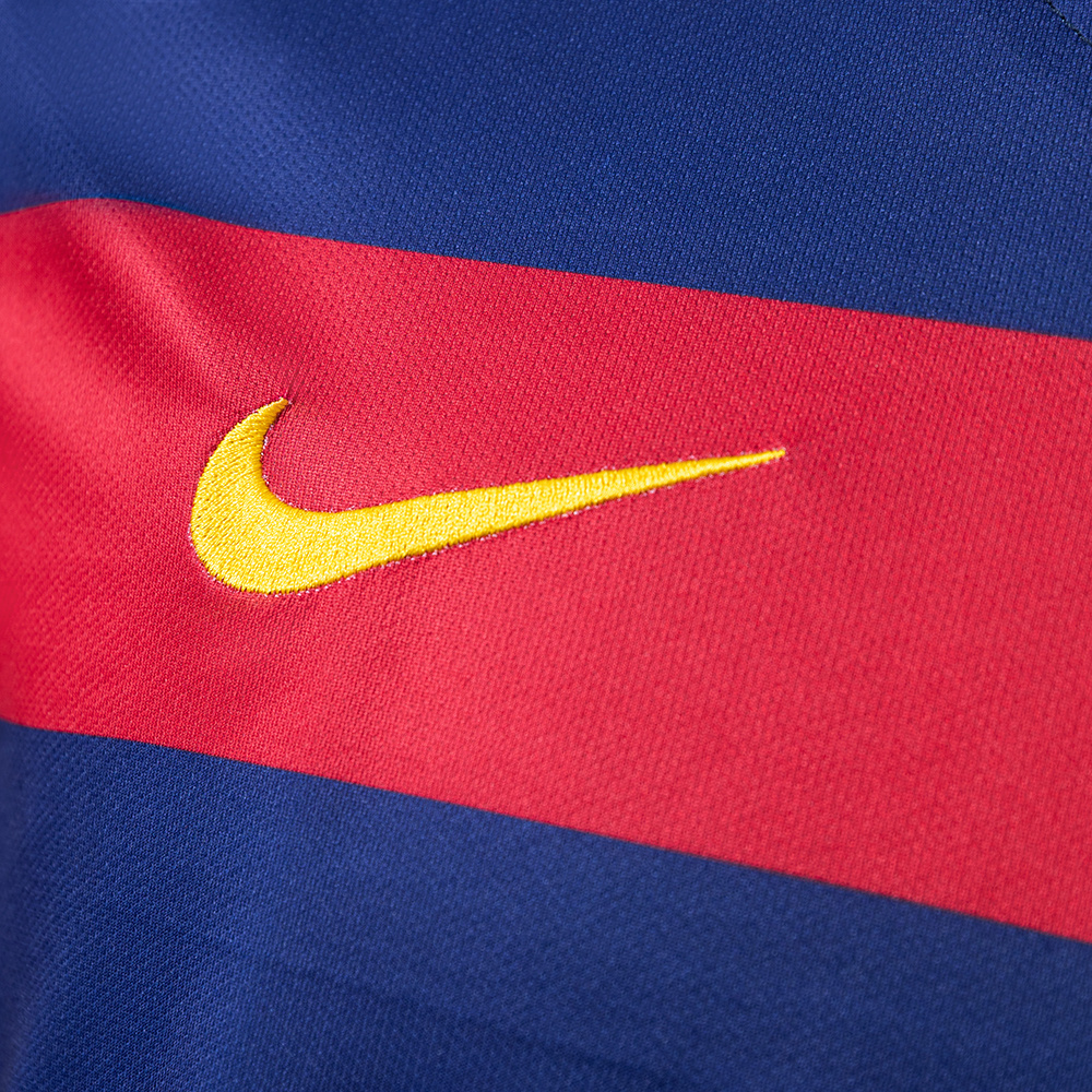 Barcelona 2015/16 Home Retro Jersey – Vintage Replica Football Soccer Shirt – Size S–XXL