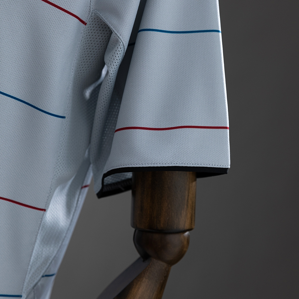 Barcelona 2003/04 Away Retro Jersey – Vintage Replica Football Soccer Shirt – Size S–XXL