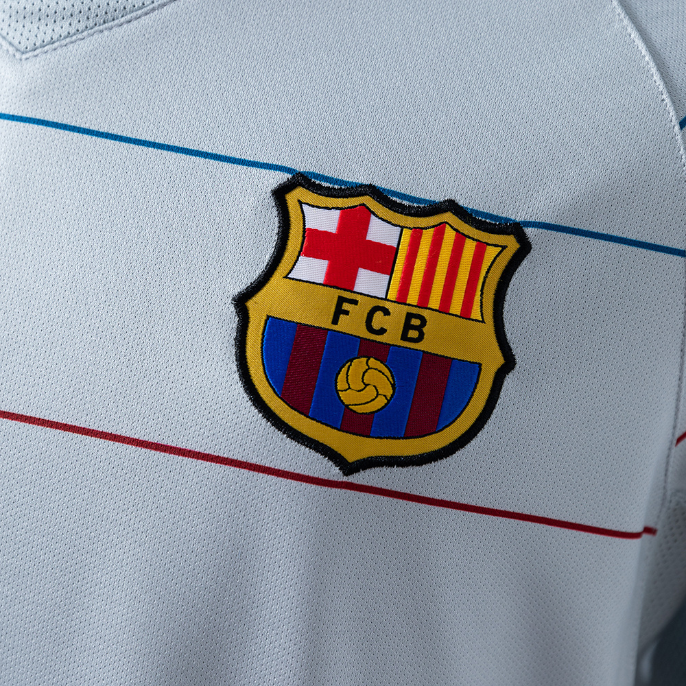 Barcelona 2003/04 Away Retro Jersey – Vintage Replica Football Soccer Shirt – Size S–XXL