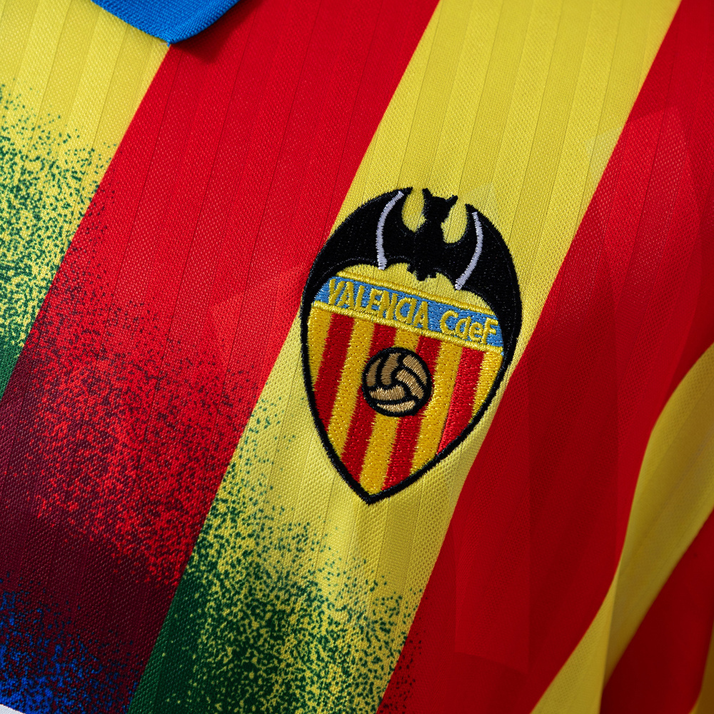 Valencia 1995/96 Away Retro Jersey – Vintage Replica Football Soccer Shirt – Size S–XXL