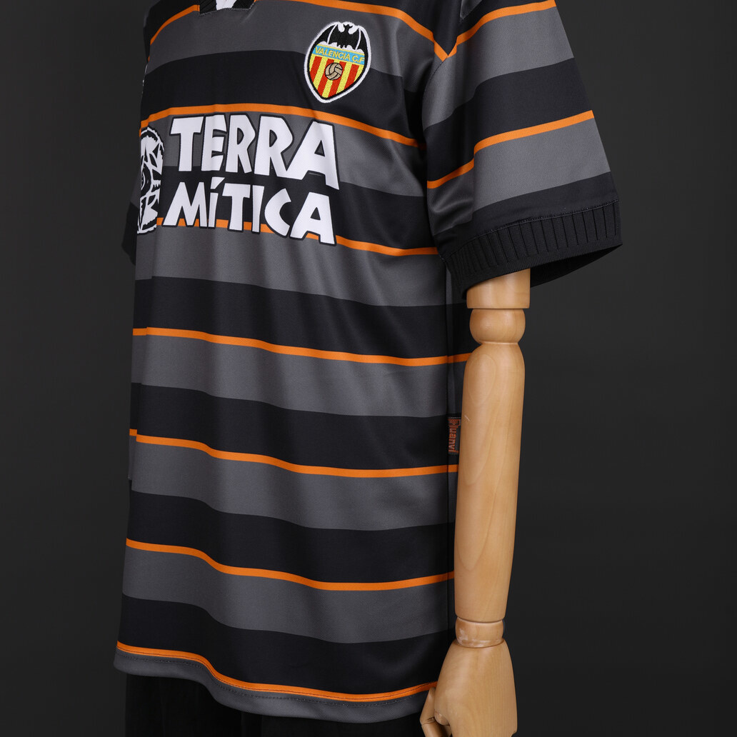 Valencia 1999/00 Second Away Retro Jersey – Vintage Replica Football Soccer Shirt – Size S–XXL
