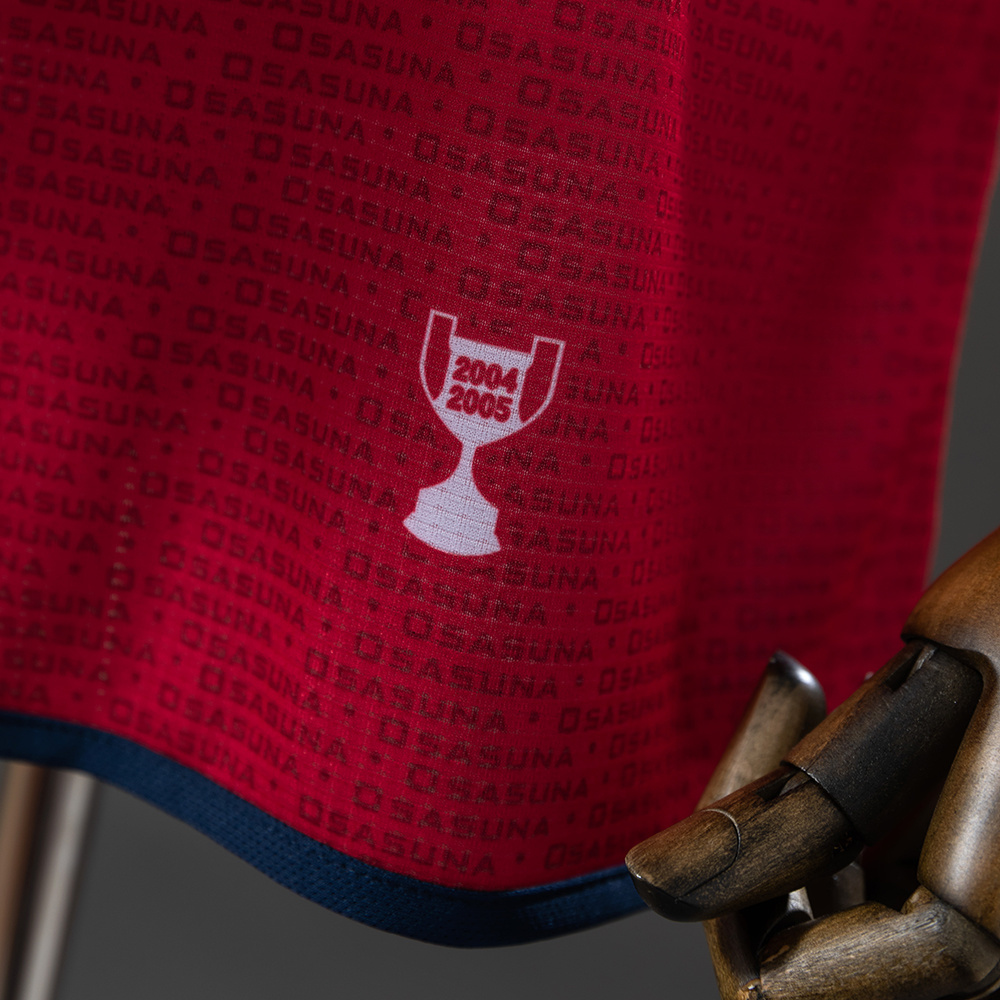 Osasuna 2004/05 Home Retro Jersey – Vintage Replica Football Soccer Shirt – Size S–XXL