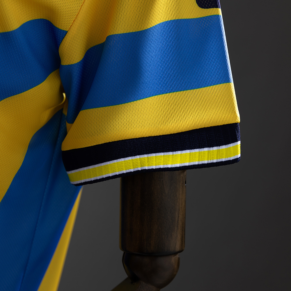 Retro Málaga CF 1997/98 Away Jersey – Vintage Replica Football Soccer Shirt – Size S–XXL