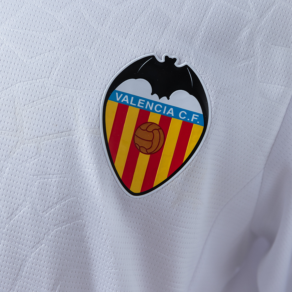 Valencia 25/26 Adult Home Jersey – Replica Football Soccer Shirt – Size S–4XL