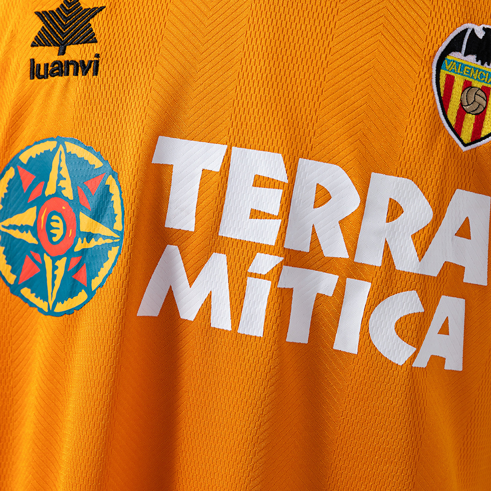 Valencia 1999/00 Away Retro Jersey – Vintage Replica Football Soccer Shirt – Size S–XXL