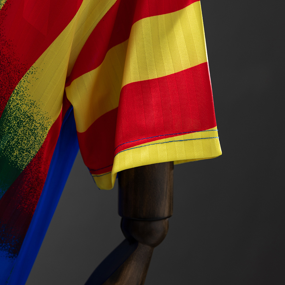 Valencia 1995/96 Away Retro Jersey – Vintage Replica Football Soccer Shirt – Size S–XXL