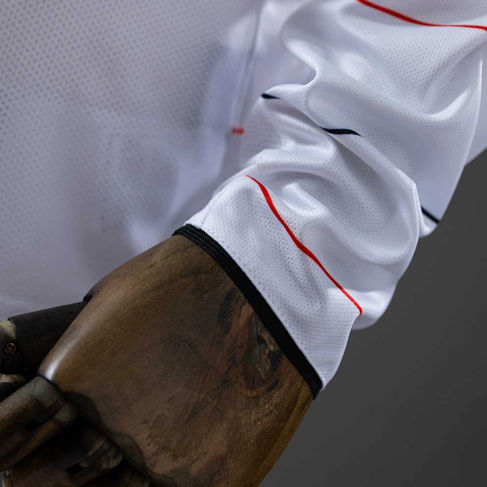 Manchester United 2003/05 Away Long Sleeve Retro Jersey – Classic Replica Football Soccer Shirt – Size S–XXL