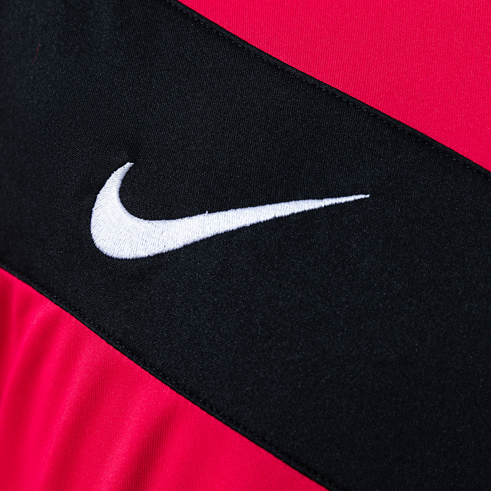 Manchester United 2010 Home Retro Jersey – Classic Replica Football Soccer Shirt – Size S–XXL