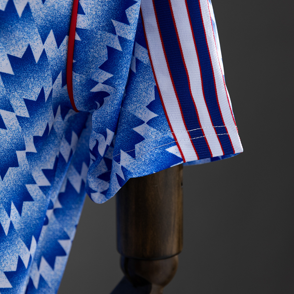 Manchester United 1990/92 Away Retro Jersey – Classic Replica Football Soccer Shirt – Size S–XXL