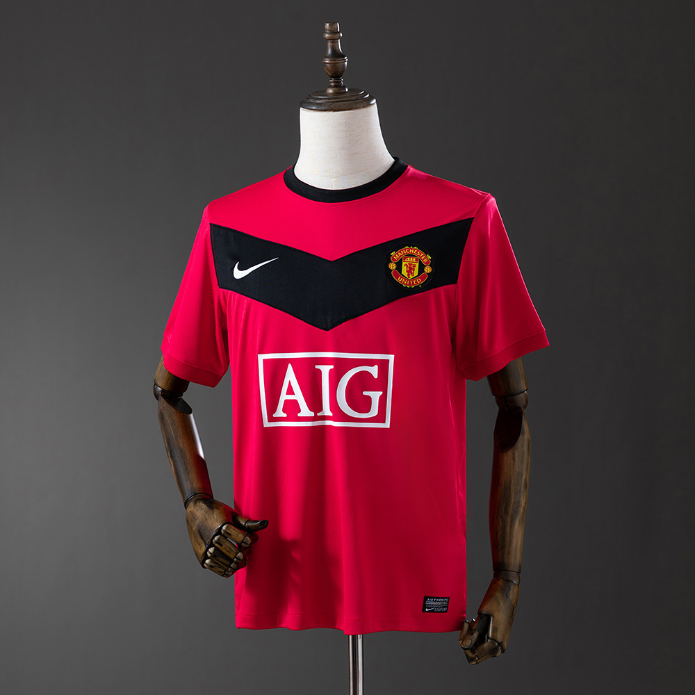 Manchester United 2010 Home Retro Jersey – Classic Replica Football Soccer Shirt – Size S–XXL
