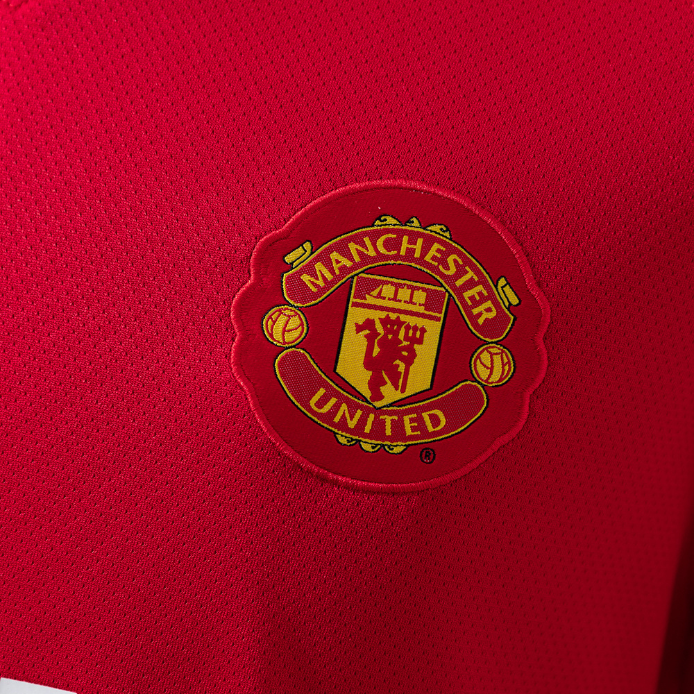 Manchester United 2010/11 Home Retro Jersey – Classic Replica Football Soccer Shirt – Size S–XXL