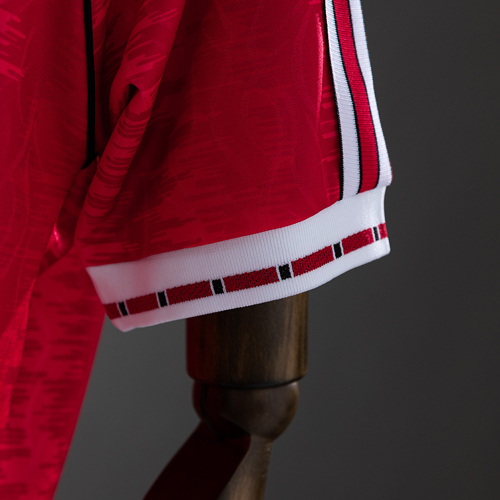 Manchester United 1990/92 Home Retro Jersey – Classic Replica Football Soccer Shirt – Size S–XXL