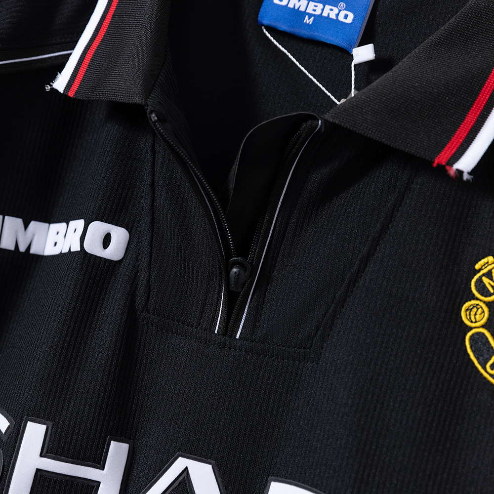 Manchester United 1998/99 Black Retro Jersey – Classic Replica Football Soccer Shirt – Size S–XXL