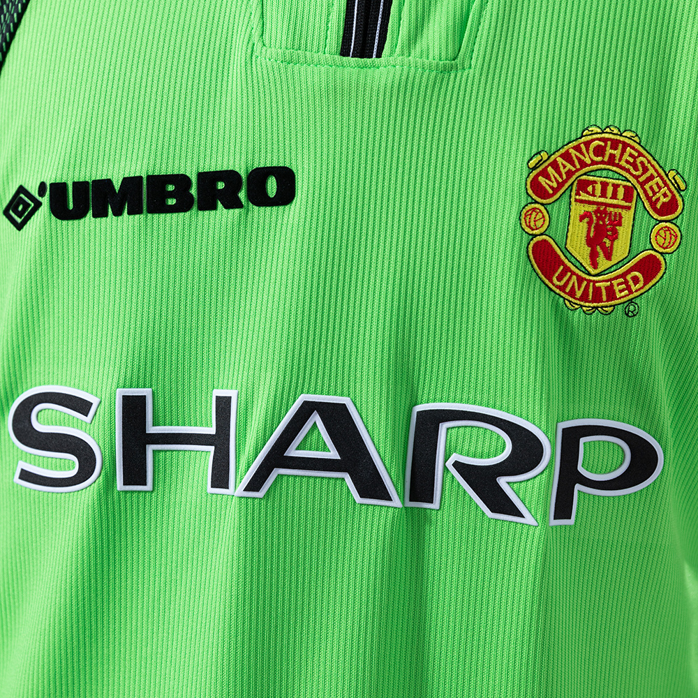 Manchester United 1998/99 Goalkeeper – Green Long Sleeve Retro Jersey – Classic Replica Football Soccer Shirt – Size S–XXL