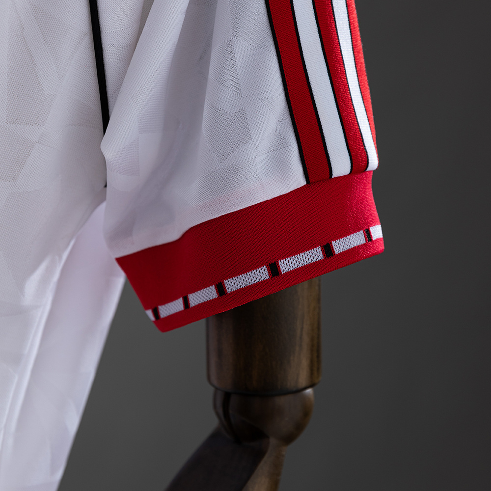 Manchester United 1991 Away Retro Jersey – Classic Replica Football Soccer Shirt – Size S–XXL