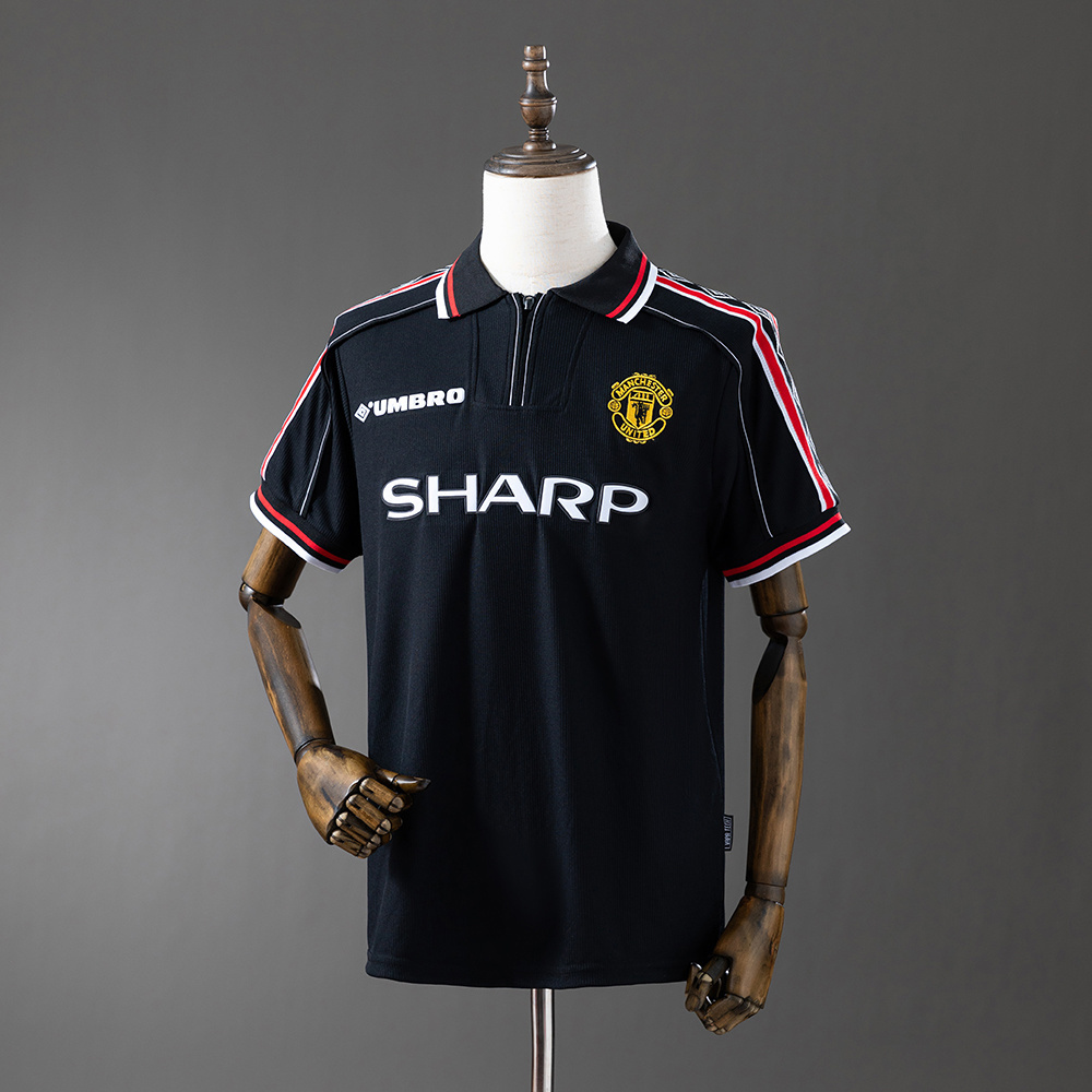 Manchester United 1998/99 Black Retro Jersey – Classic Replica Football Soccer Shirt – Size S–XXL