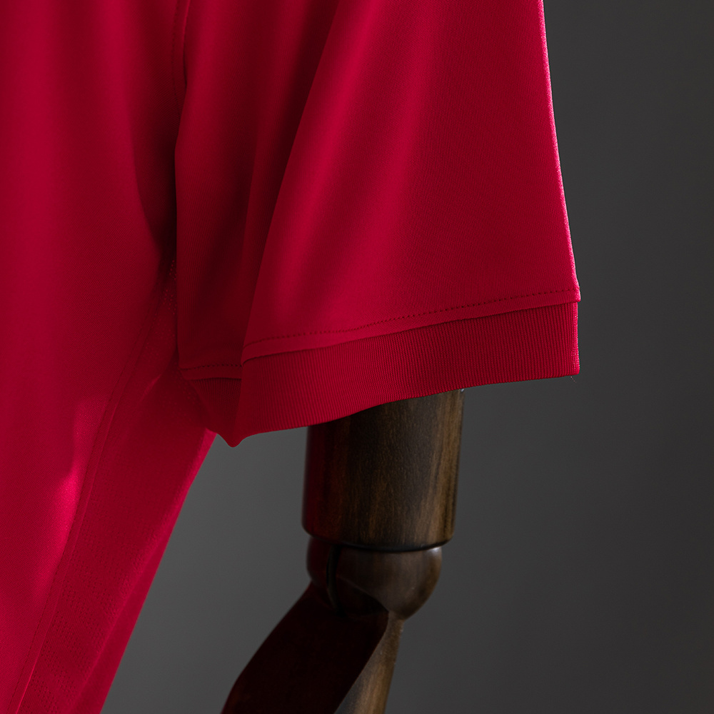 Manchester United 2010 Home Retro Jersey – Classic Replica Football Soccer Shirt – Size S–XXL