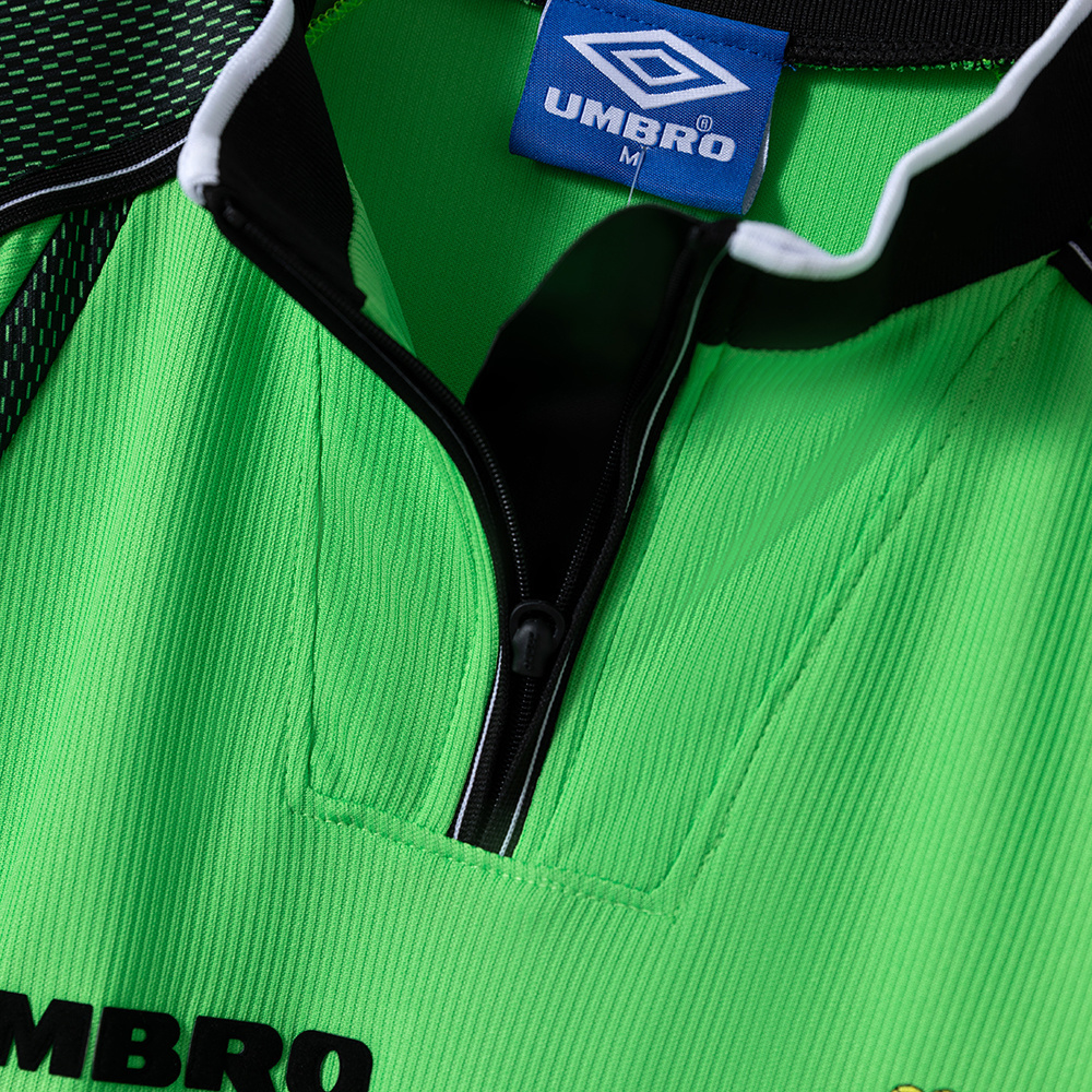 Manchester United 1998/99 Goalkeeper – Green Long Sleeve Retro Jersey – Classic Replica Football Soccer Shirt – Size S–XXL