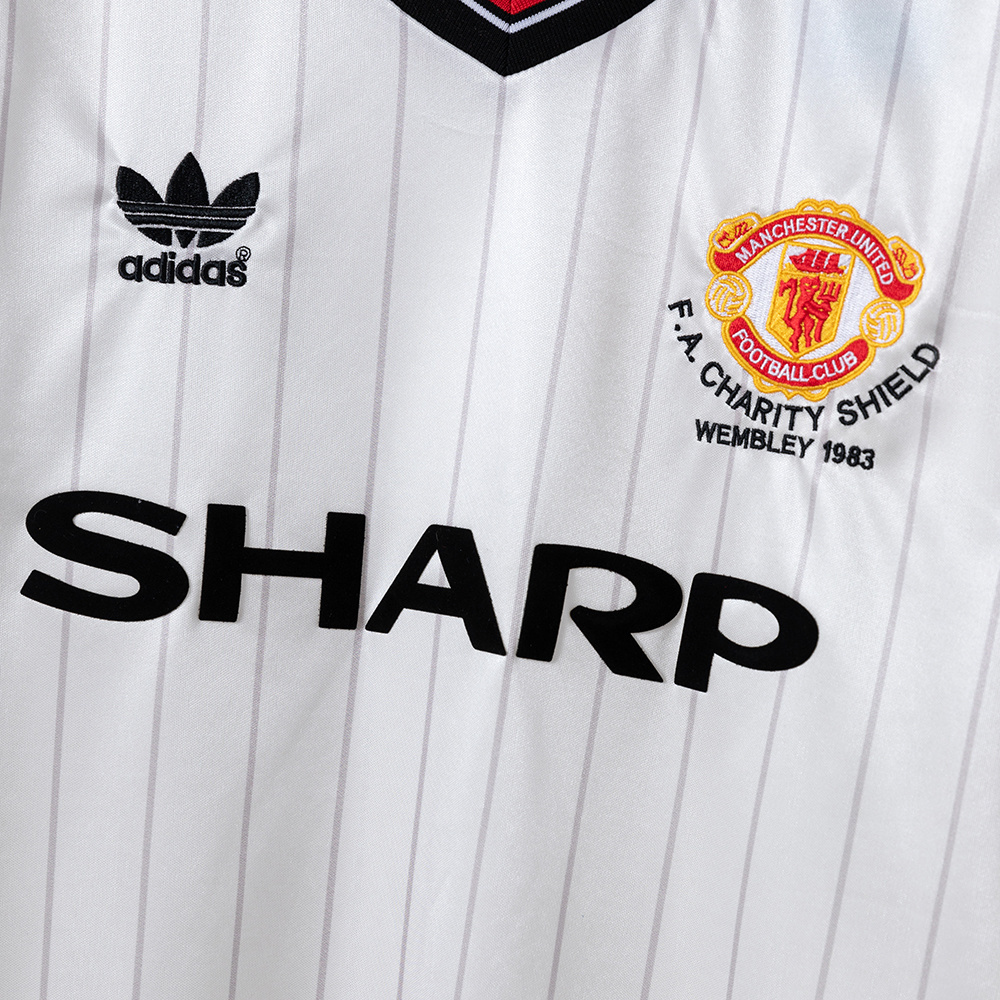 Manchester United 1983 Away Retro Jersey – Classic Replica Football Soccer Shirt – Size S–XXL