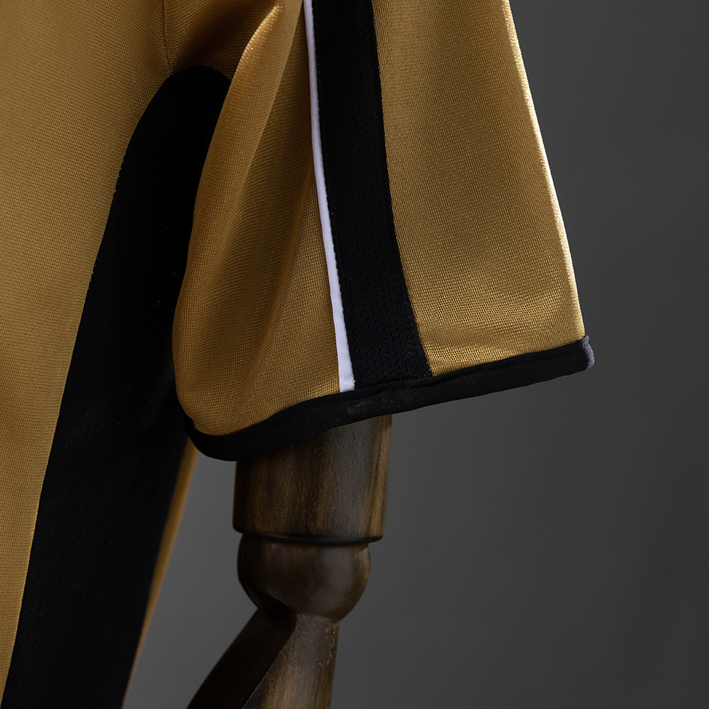 Manchester United 2001/02 Centennial Edition (Reversible) Retro Jersey – Classic Replica Football Soccer Shirt – Size S–XXL