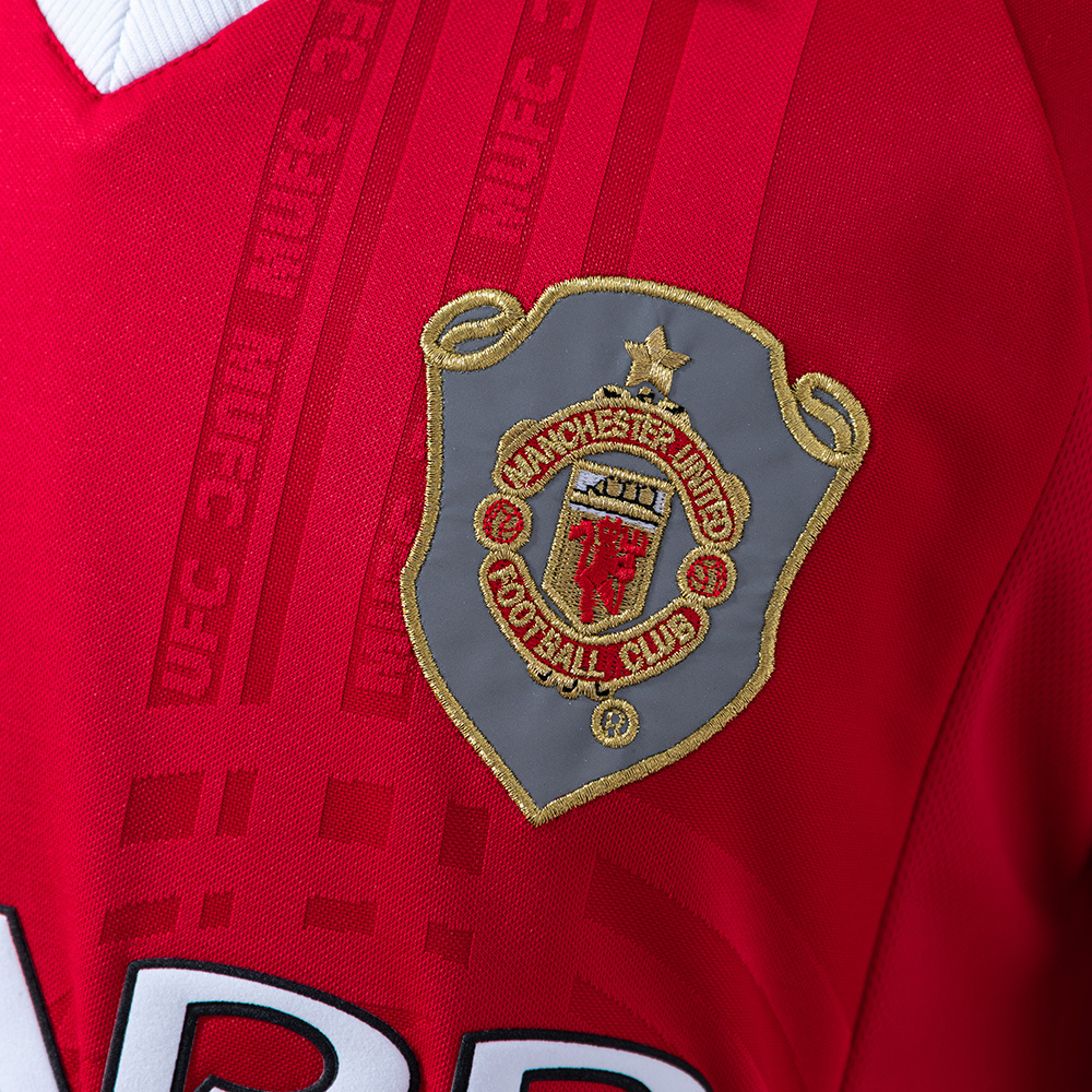 Manchester United 1999/00 Home Long Sleeve Retro Jersey – Classic Replica Football Soccer Shirt – Size S–XXL