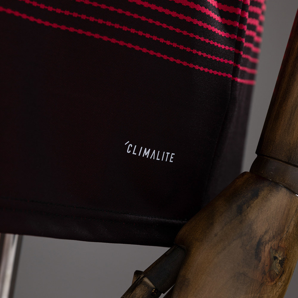 Manchester United 2018/19 Home Retro Jersey – Classic Replica Football Soccer Shirt – Size S–XXL