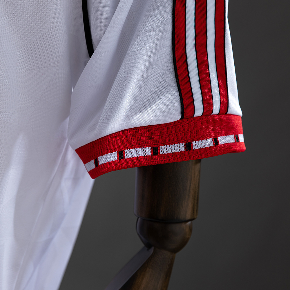 Manchester United 1991 Away (Reprint) Retro Jersey – Classic Replica Football Soccer Shirt – Size S–XXL