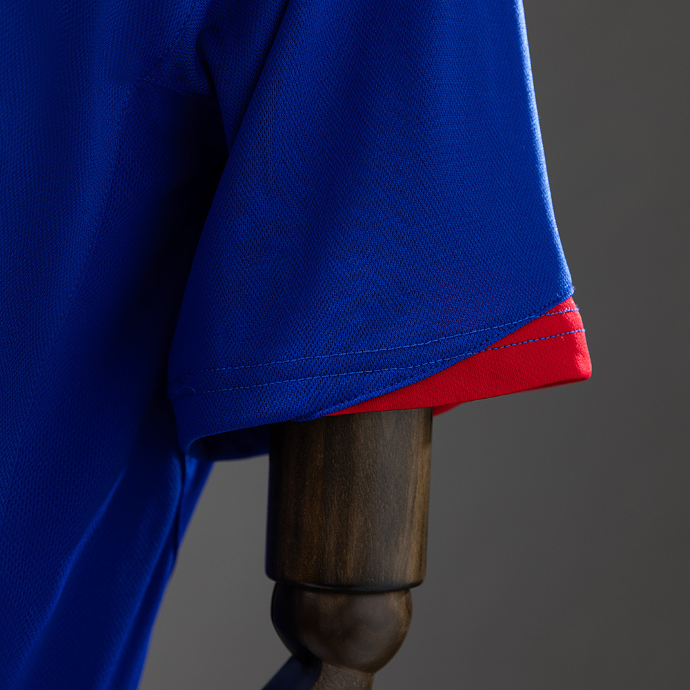 Manchester United 2005/06 Away Retro Jersey – Classic Replica Football Soccer Shirt – Size S–XXL