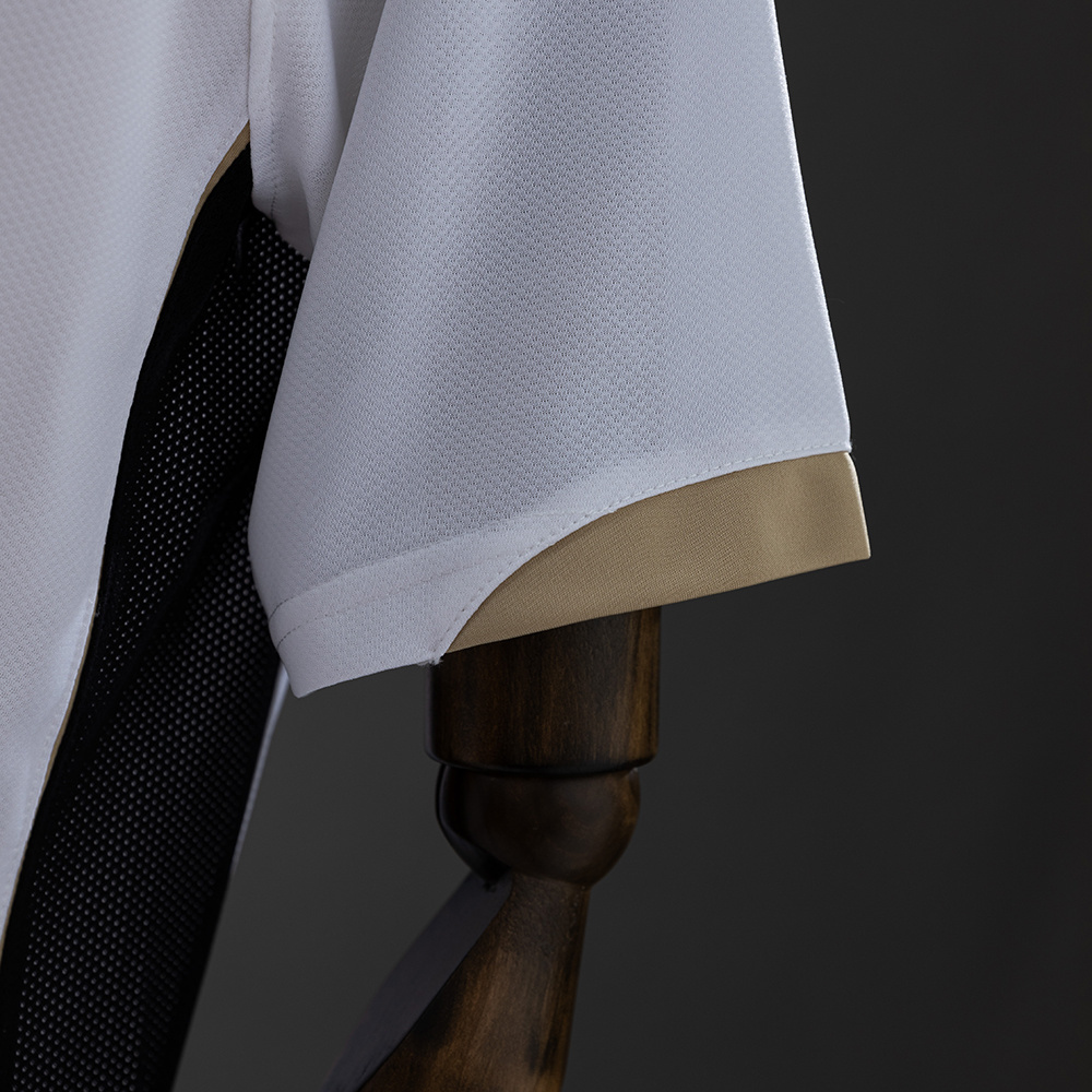 Manchester United 2006/07 Away Retro Jersey – Classic Replica Football Soccer Shirt – Size S–XXL