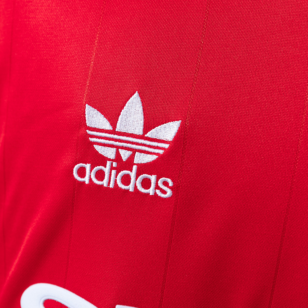 Manchester United 1984 Home Retro Jersey – Classic Replica Football Soccer Shirt – Size S–XXL