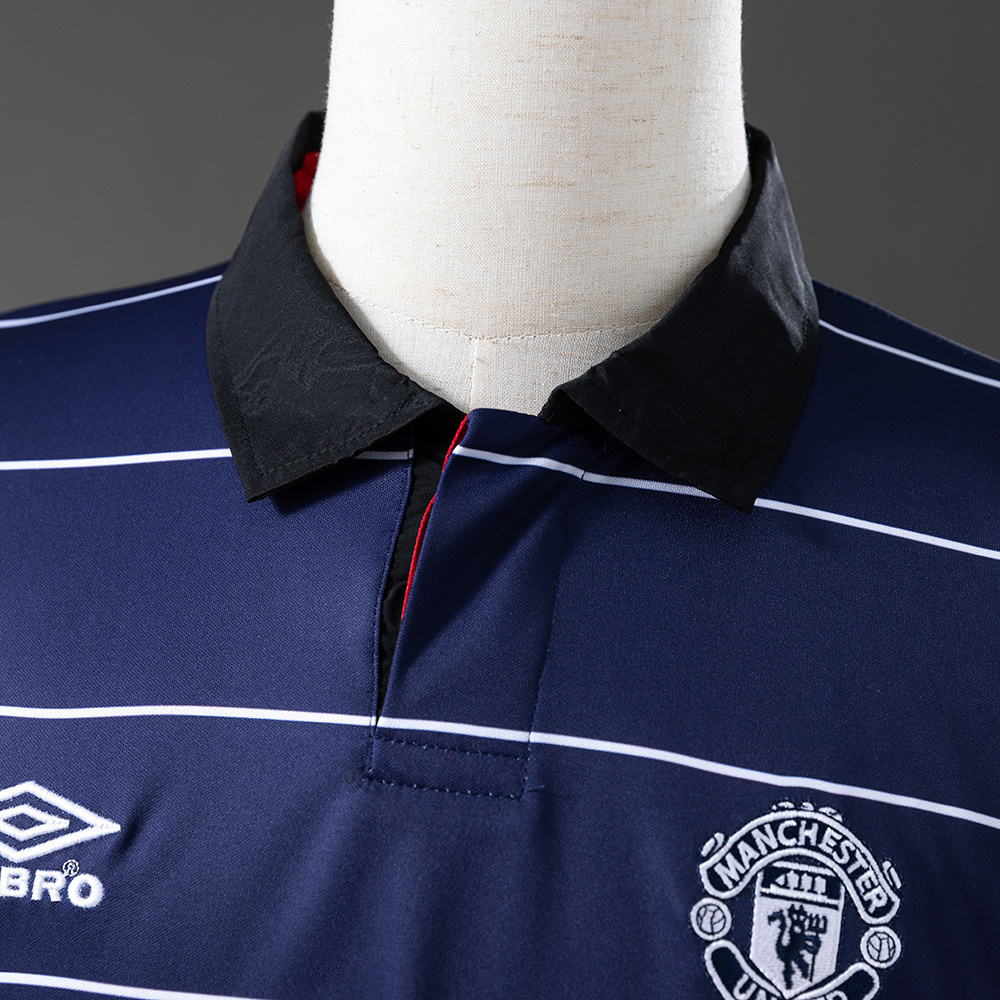 Manchester United 1999/00 Away Retro Jersey – Classic Replica Football Soccer Shirt – Size S–XXL