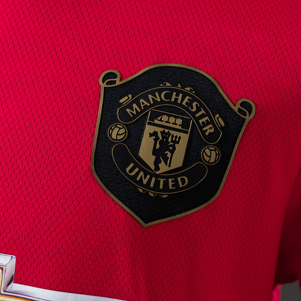 Manchester United 2019/20 Home Long Sleeve Retro Jersey – Classic Replica Football Soccer Shirt – Size S–XXL