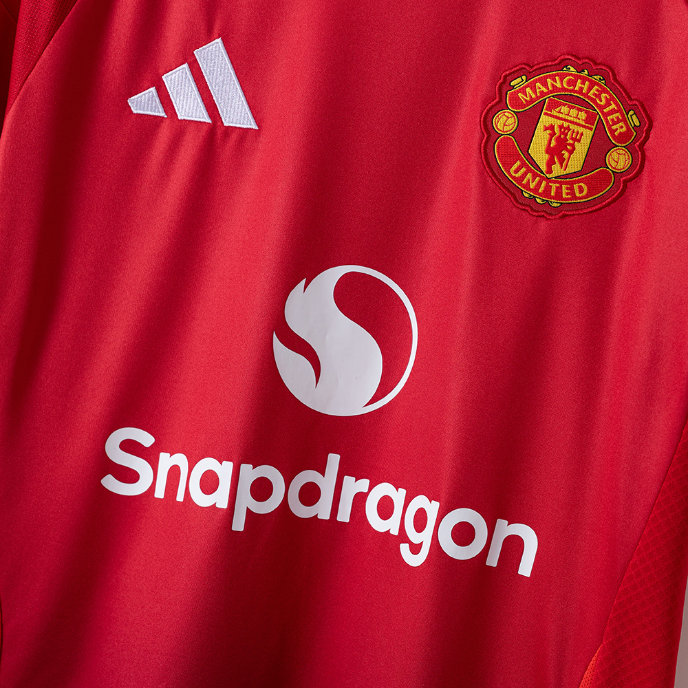 Manchester United 25/26 Home Jersey – Replica Football Soccer Shirt – Size S–4XL