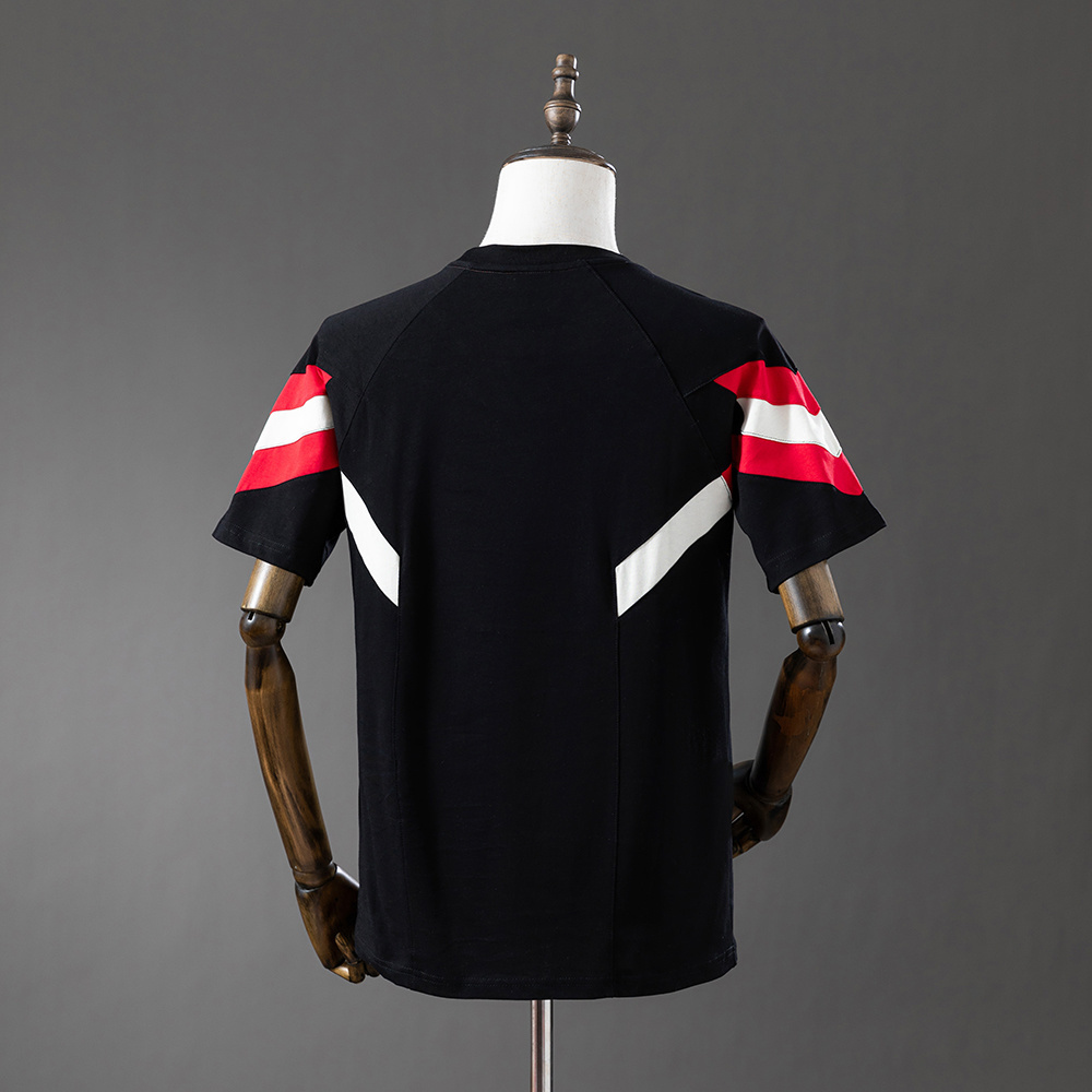 Manchester United Adidas Originals Black T-Shirt – Classic Replica Football Soccer Shirt – Size S–3XL