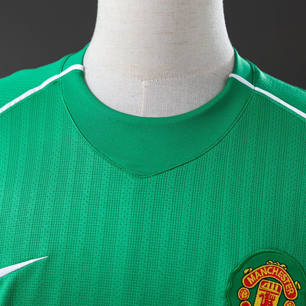 Manchester United 2007/08 Goalkeeper Retro Jersey – Classic Replica Football Soccer Shirt – Size S–XXL