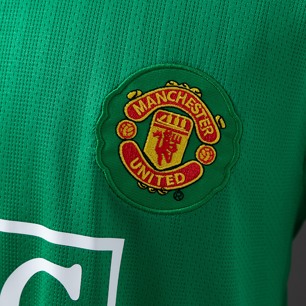 Manchester United 2007/08 Goalkeeper Retro Jersey – Classic Replica Football Soccer Shirt – Size S–XXL