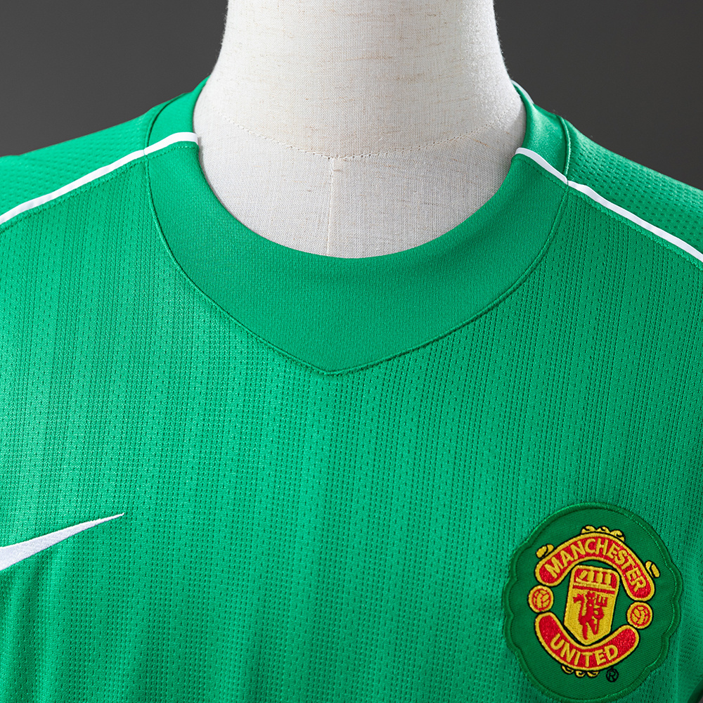 Manchester United 2007/08 Goalkeeper Long Sleeve Retro Jersey – Classic Replica Football Soccer Shirt – Size S–XXL