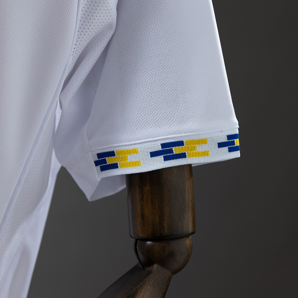 Leeds United 25/26 Home Jersey – Replica Football Soccer Shirt – Size S–4XL