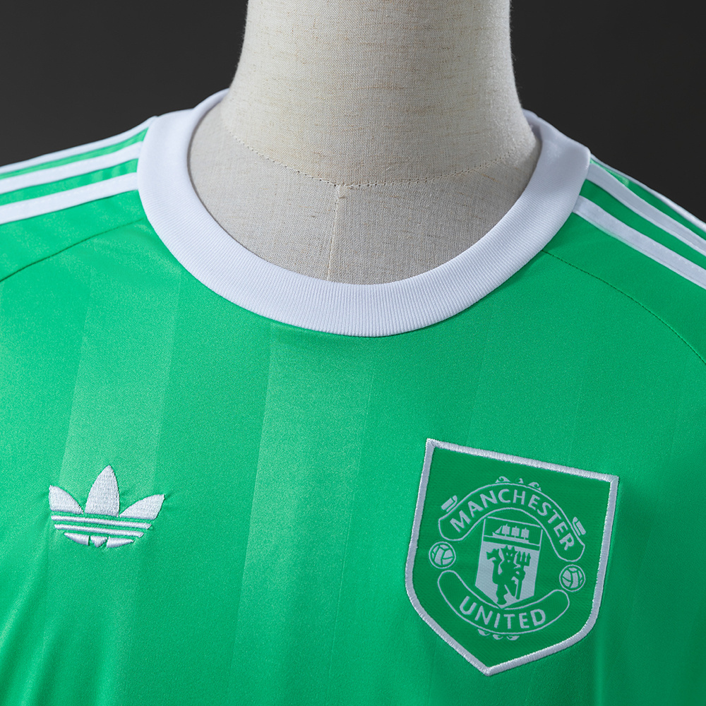 Manchester United 25/26 Third Goalkeeper Jersey Green – Replica Football Soccer Shirt – Size S–4XL