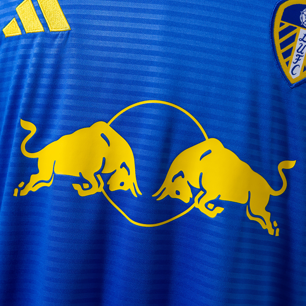 Leeds United 25/26 Away Jersey – Replica Football Soccer Shirt – Size S–4XL