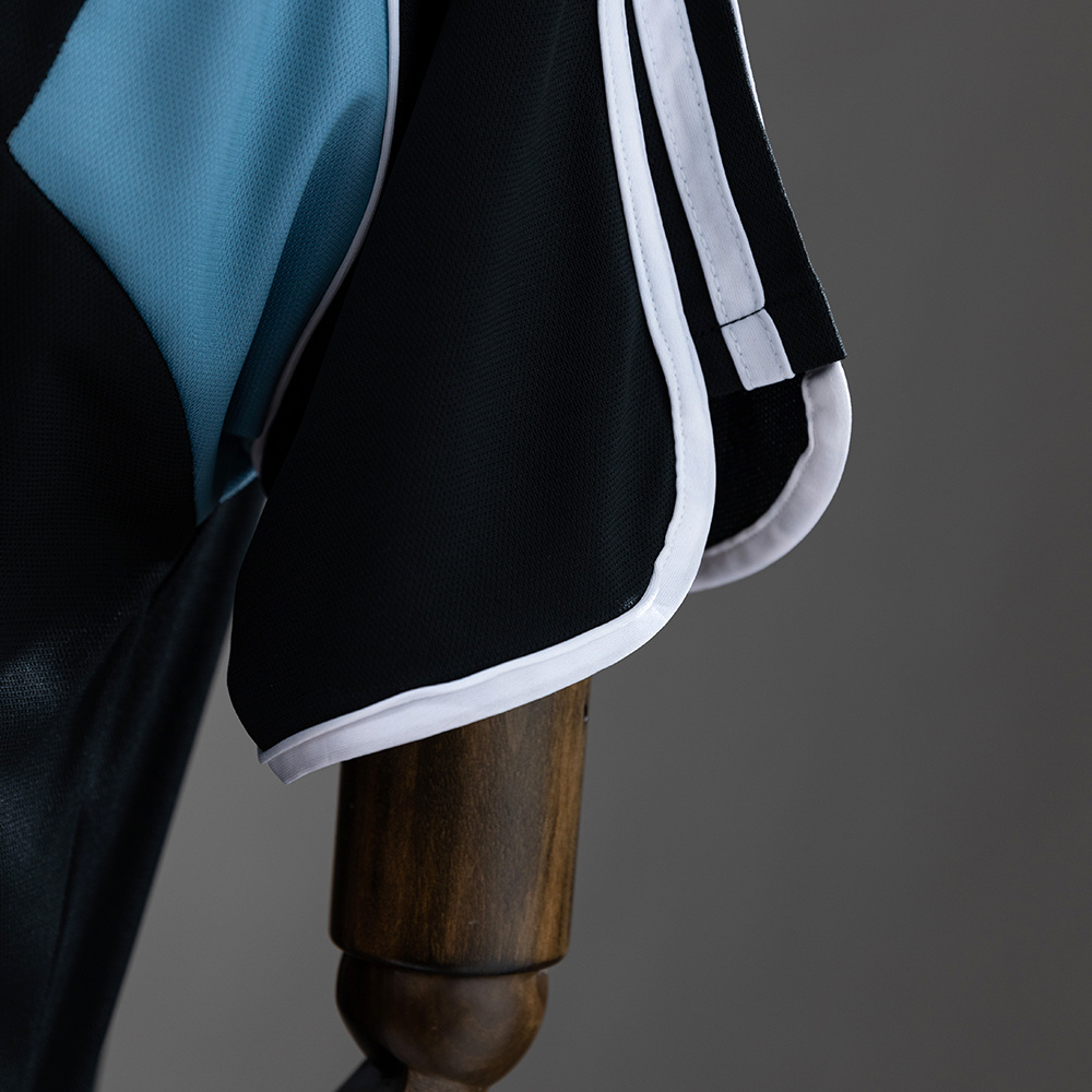 Newcastle United 2000/01 Away Retro Shirt – Classic Football Shirt – Size S–XXL