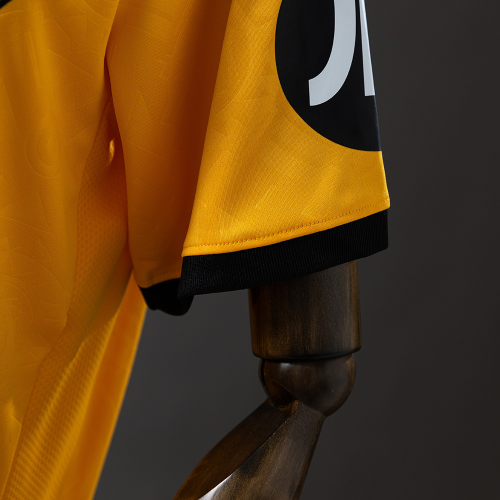Wolves 25/26 Home Jersey – Replica Football Soccer Shirt – Size S–4XL