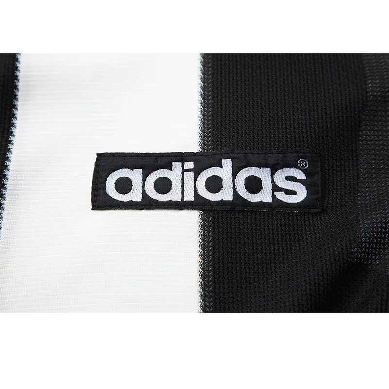 Newcastle United 1995/97 Home Long Sleeve Retro Jersey – Classic Football Shirt – Size S–XXL